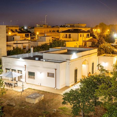 Affittacamere Giardino Delle Zie-Vicino Ospedale Cardinale Panico Триказе Екстериор снимка